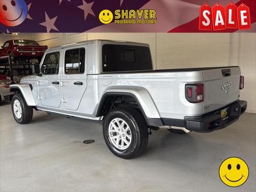 2023 Jeep Gladiator Overland