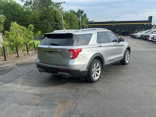 Iconic Silver Metallic 2020 Ford Explorer Platinum