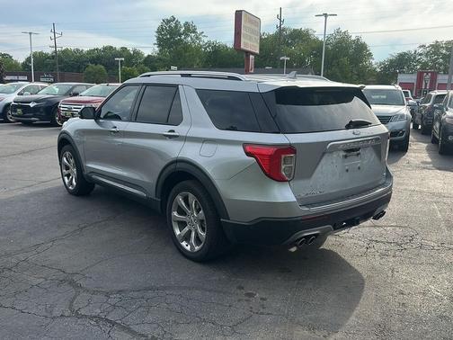 Iconic Silver Metallic 2020 Ford Explorer Platinum