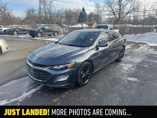 2021 Chevrolet Malibu FWD LT