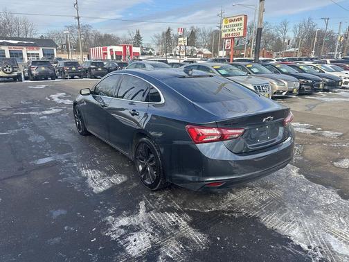 2021 Chevrolet Malibu FWD LT