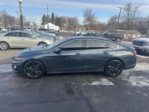 2021 Chevrolet Malibu FWD LT
