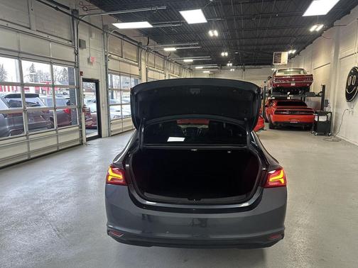 2021 Chevrolet Malibu FWD LT