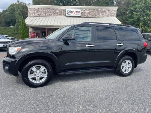 2013 Toyota Sequoia SR5