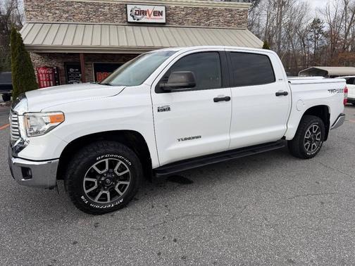 Super White 2014 Toyota Tundra SR5
