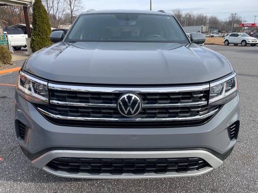 2021 Volkswagen Atlas Cross Sport 2.0T SE w/Technology