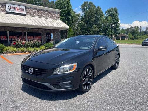 2017 Volvo S60 T5 Dynamic