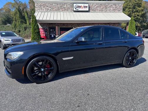 2015 BMW 740 740i 4dr Sedan