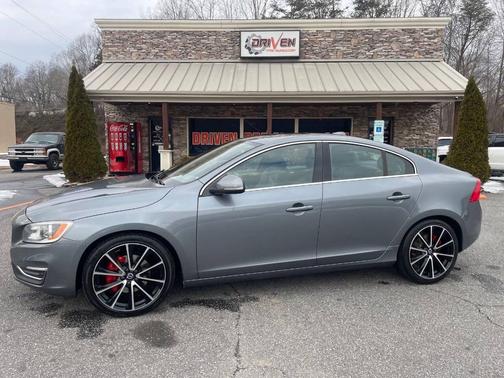 2016 Volvo S60 T6 Drive-E