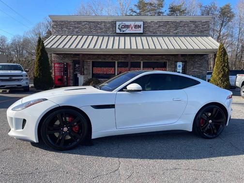 2017 Jaguar F-TYPE Premium 2dr Coupe 8A