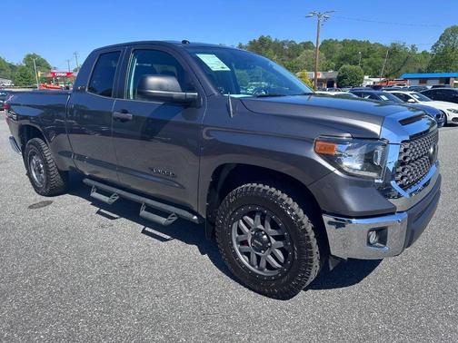 2018 Toyota Tundra SR5