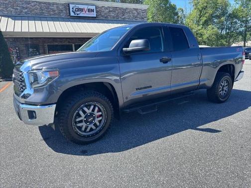 2018 Toyota Tundra SR5