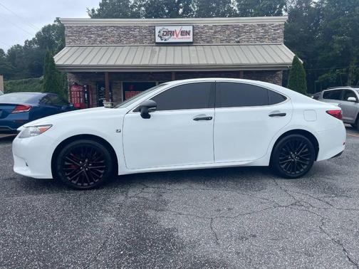 2015 Lexus ES 350 Crafted Line