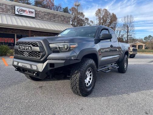 2020 Toyota Tacoma SR5