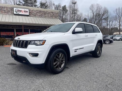 2016 Jeep Grand Cherokee Laredo