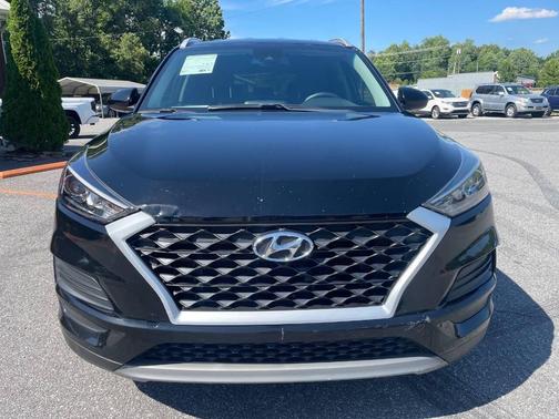 Black Noir Pearl 2020 Hyundai TUCSON SEL 4dr SUV