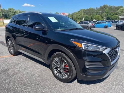 Black Noir Pearl 2020 Hyundai TUCSON SEL 4dr SUV