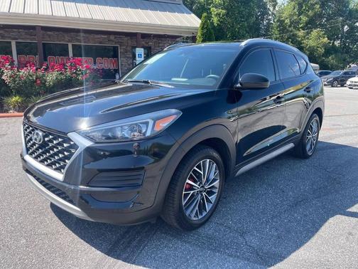 Black Noir Pearl 2020 Hyundai TUCSON SEL 4dr SUV