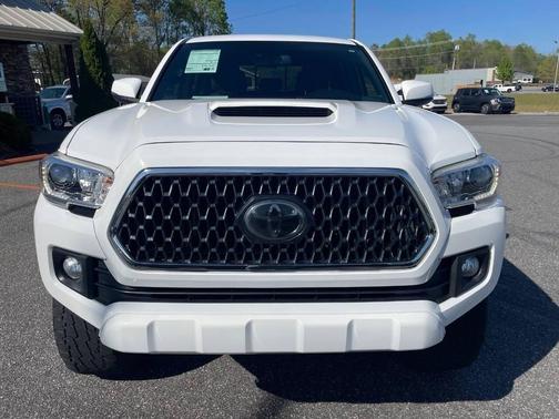 2018 Toyota Tacoma TRD Sport