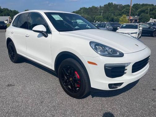 2016 Porsche Cayenne S