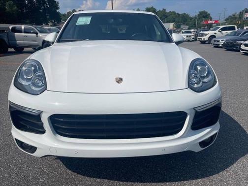 2016 Porsche Cayenne S