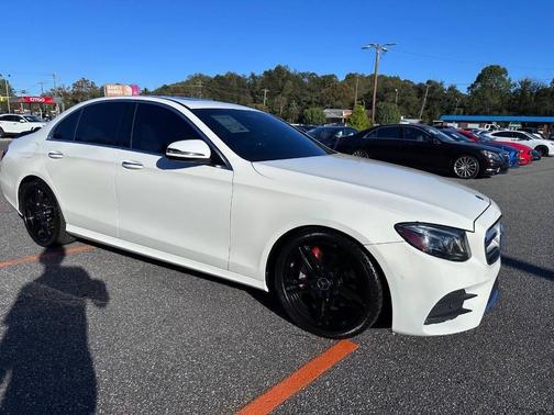2017 Mercedes-Benz E-Class E 300 4dr Sedan