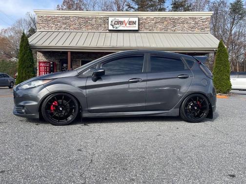 2018 Ford Fiesta ST 4dr Hatchback