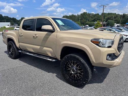 2017 Toyota Tacoma TRD Sport