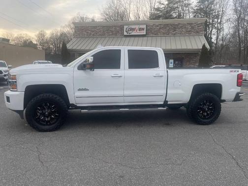 2017 Chevrolet Silverado 2500 High Country