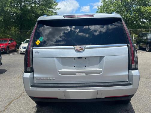 2018 Cadillac Escalade ESV Premium Luxury
