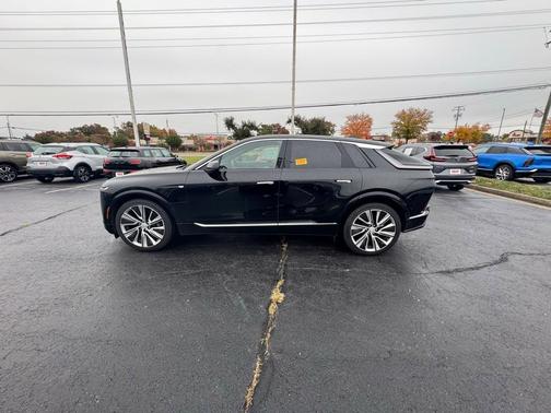 2024 Cadillac LYRIQ Luxury