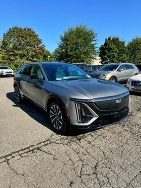 2024 Cadillac LYRIQ Sport