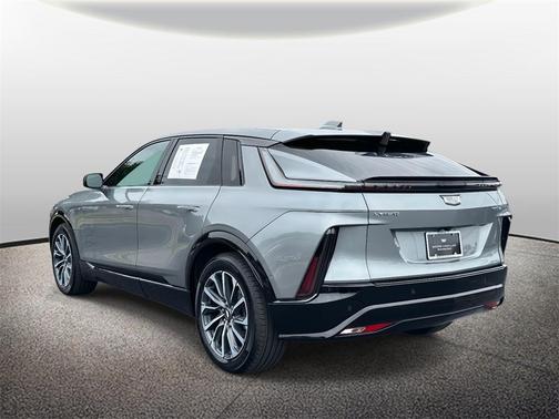 2024 Cadillac LYRIQ Sport