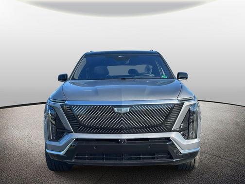 Silver Metallic 2026 Cadillac VISTIQ Premium Luxury