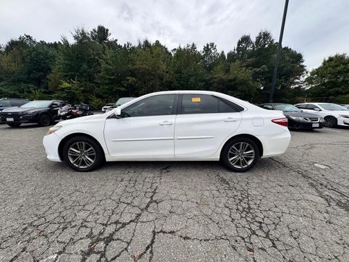 2016 Toyota Camry XLE