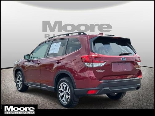 2022 Subaru Forester Premium
