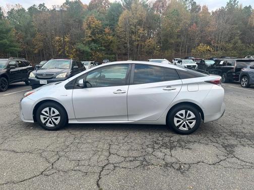 2017 Toyota Prius Two