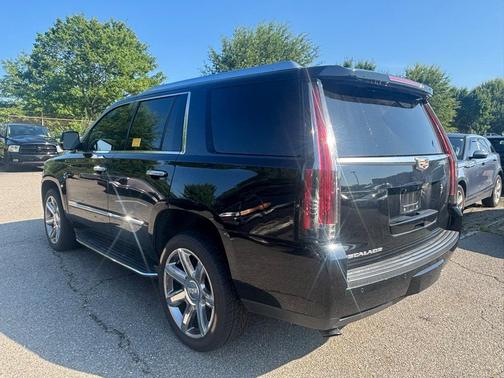 2016 Cadillac Escalade Luxury