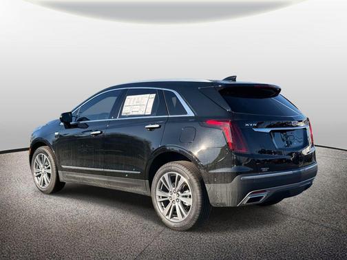 Stellar Black Metallic 2026 Cadillac XT5 Premium Luxury