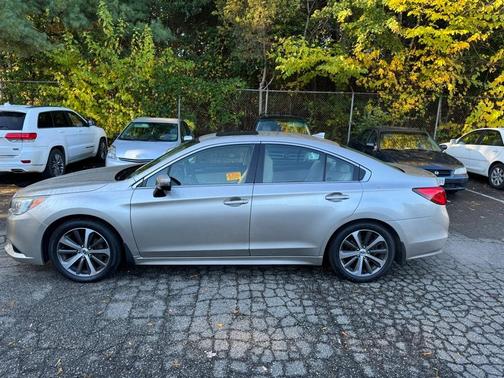 2017 Subaru Legacy 2.5i Limited