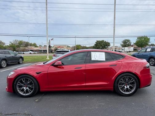 2022 Tesla Model S Base