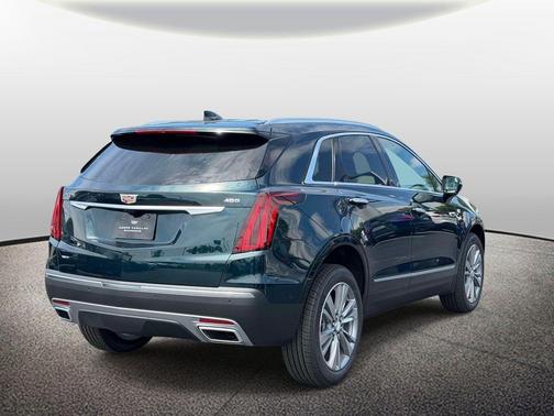 Emerald 2026 Cadillac XT5 Premium Luxury