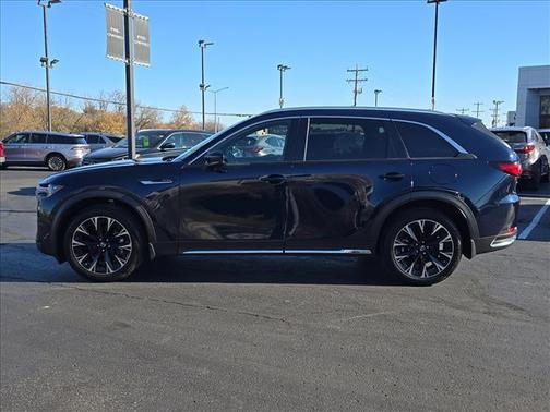 2025 Mazda CX-90 PHEV Premium Plus