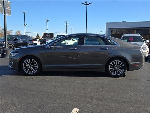 2020 Lincoln MKZ Standard