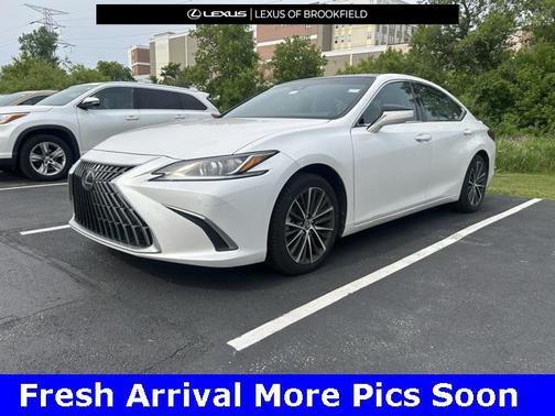 2022 Lexus ES 350 Base