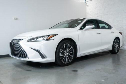 2022 Lexus ES 350 Base