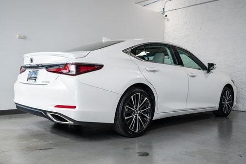 2024 Lexus ES 350 Base