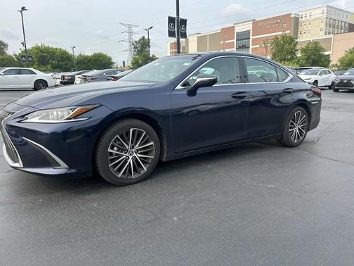 2022 Lexus ES 350 Base