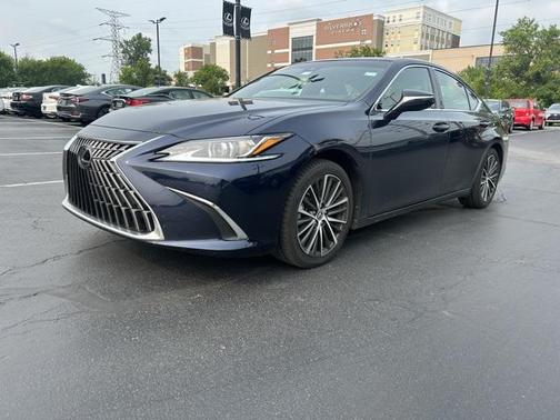 2022 Lexus ES 350 Base