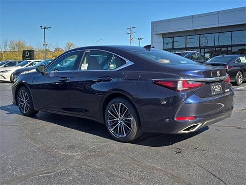 2025 Lexus ES 350 Base